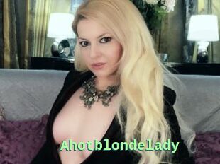 Ahotblondelady