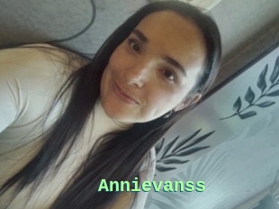 Annievanss