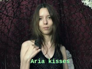 Aria_kisses