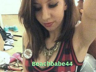 Beachbabe44