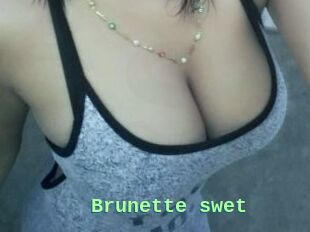 Brunette_swet