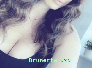 Brunette_xxx