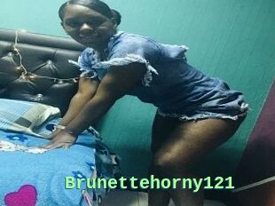 Brunettehorny121