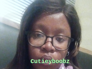 Cutieyboobz