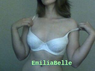 Emilia_Belle