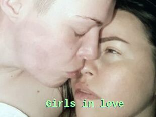 Girls_in_love