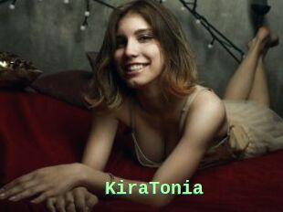 KiraTonia