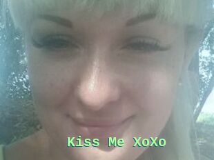 Kiss_Me_XoXo