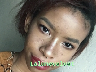 Lalunevelvet