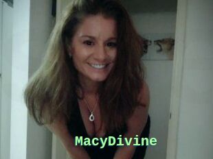 Macy_Divine