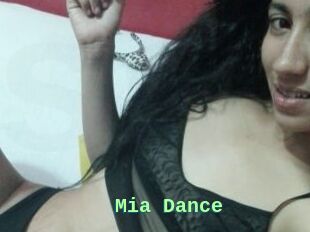 Mia_Dance