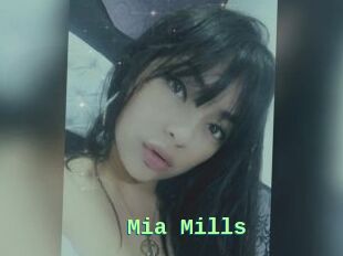 Mia_Mills