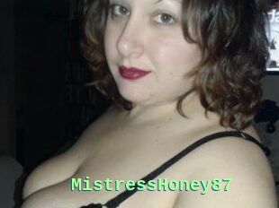 MistressHoney87