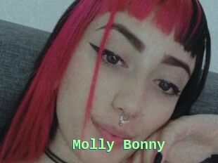 Molly_Bonny