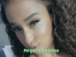 Meganroxanne