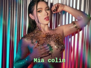 Mia_colin