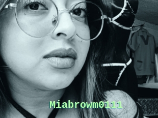 Miabrowm0111