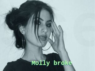 Molly_broke