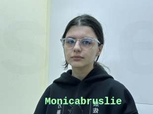 Monicabruslie