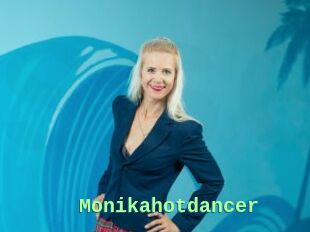 Monikahotdancer
