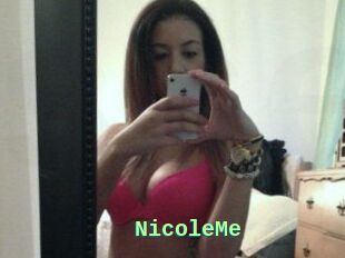 NicoleMe