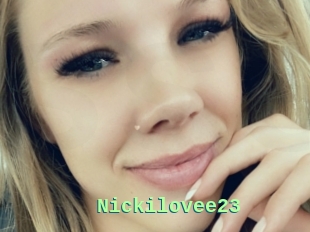 Nickilovee23