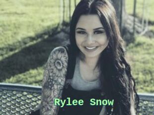 Rylee_Snow