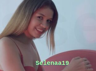 Selenaa19